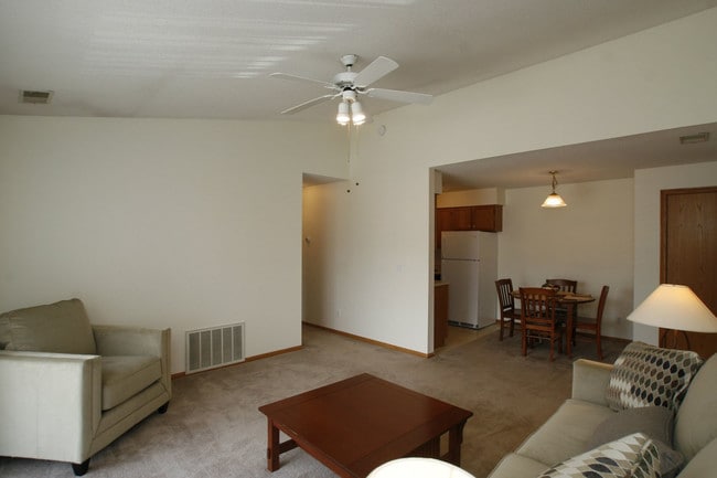 Building Photo - Westcove - Fully Occupied