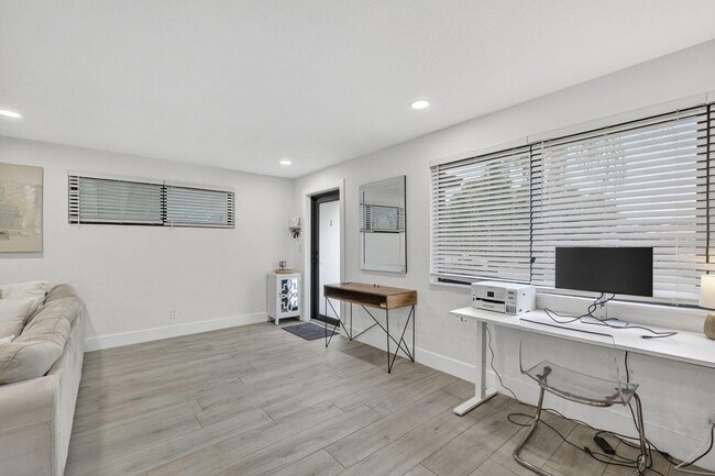 Building Photo - 830 NE 59th Ct