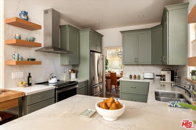 Building Photo - 1256 Cravens Ln