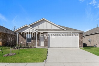 Building Photo - 1619 Sparrow Hawk Rd