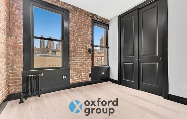 Building Photo - 3 bedroom in New York NY 10019
