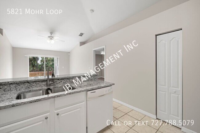 Building Photo - 5821 Mohr Loop