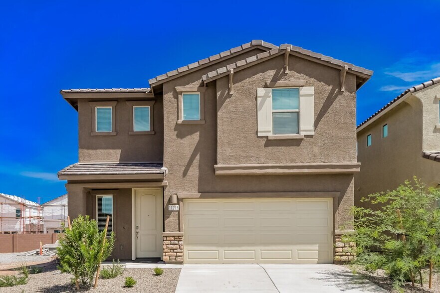 Primary Photo - 11215 S Weismann Dr
