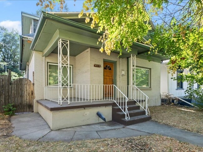 Building Photo - 815 S 700 E