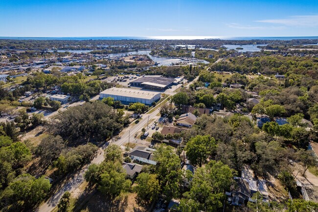 Building Photo - 102 Anclote Rd