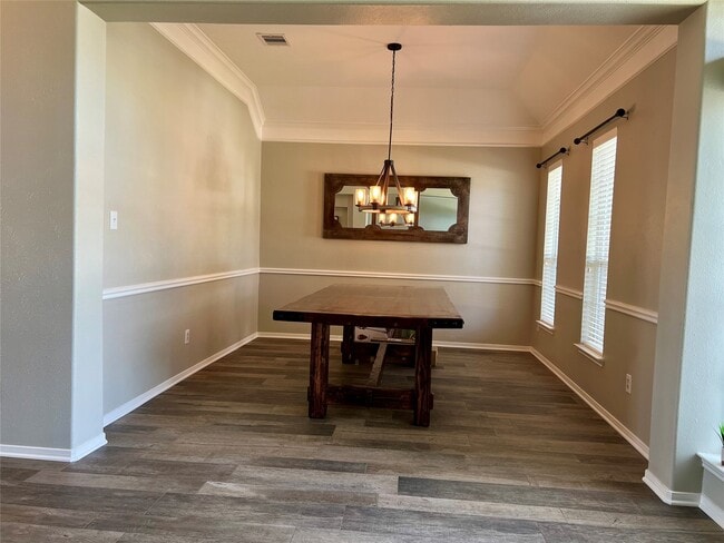 Building Photo - 9219 Barnsford Ln