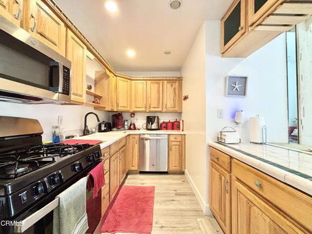 Building Photo - 550 Ebbtide Cir