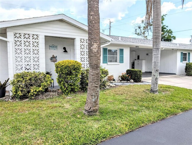 Primary Photo - 6099 Coral Way
