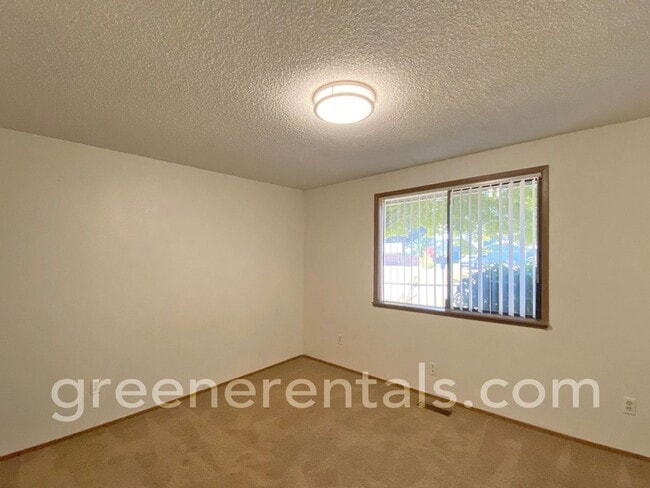 Building Photo - Coming Soon! 3BR 1.75BA Rambler in Olympia...