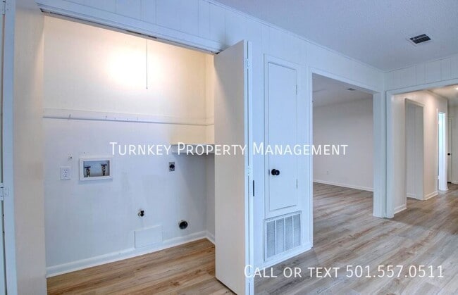 Building Photo - 9920 Stardust Trail