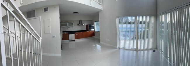 Building Photo - 1650 Brickell Ave