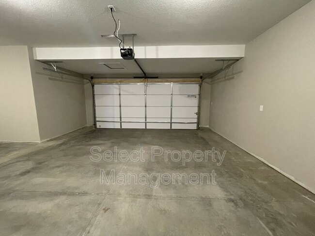 Building Photo - 13932 Diavik Pl