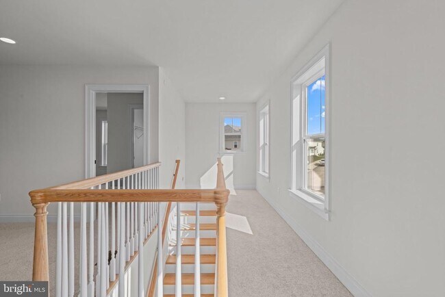 Building Photo - 46 Parry Wy