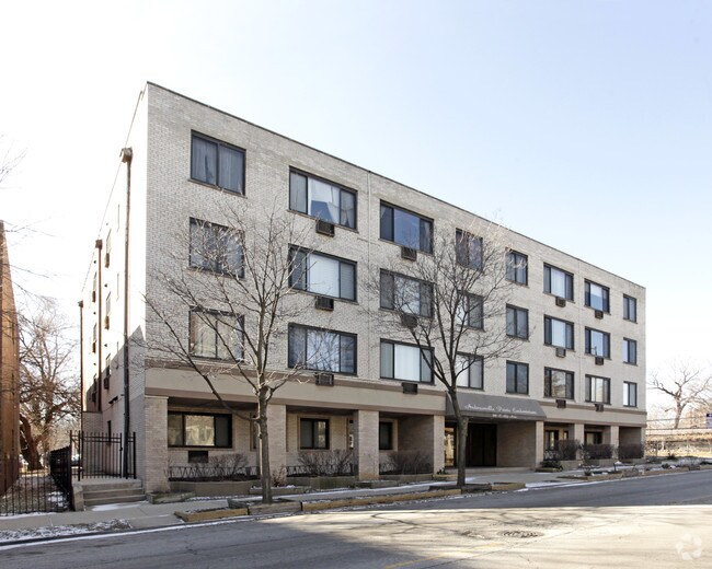 Primary Photo - Andersonville Point Condominiums