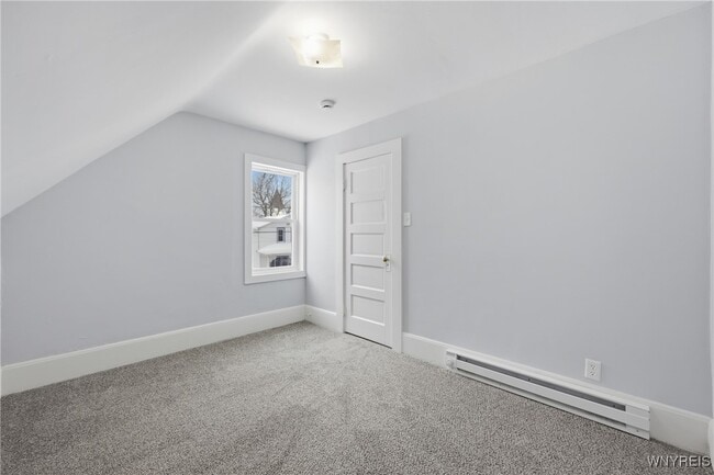 Building Photo - 26 Ganson St