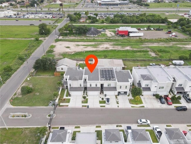 Building Photo - 28 Sunset Dr