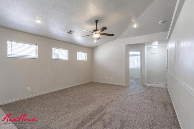 Building Photo - Fresh Carpet! Spacious 5-Bedroom Townhome