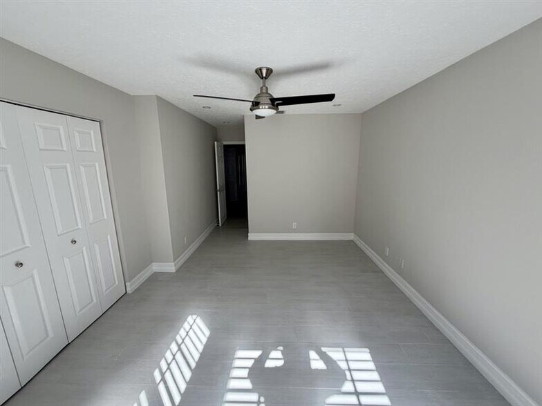 2nd Bedroom - 603 S Dakota Ave