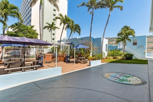 Building Photo - 310 Harrison St