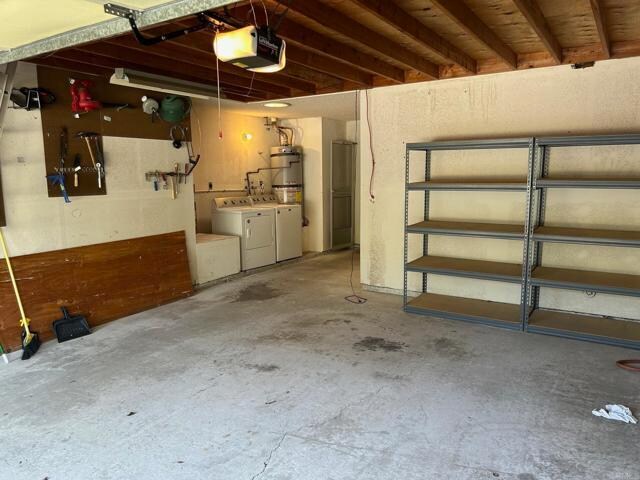 Building Photo - 1219 La Casa Dr