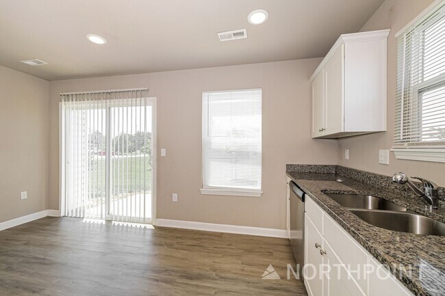 Building Photo - 3 BR/2.5BA | Newly Renovated Single Family Home | 1-Car Covered Parking | Great backyard!