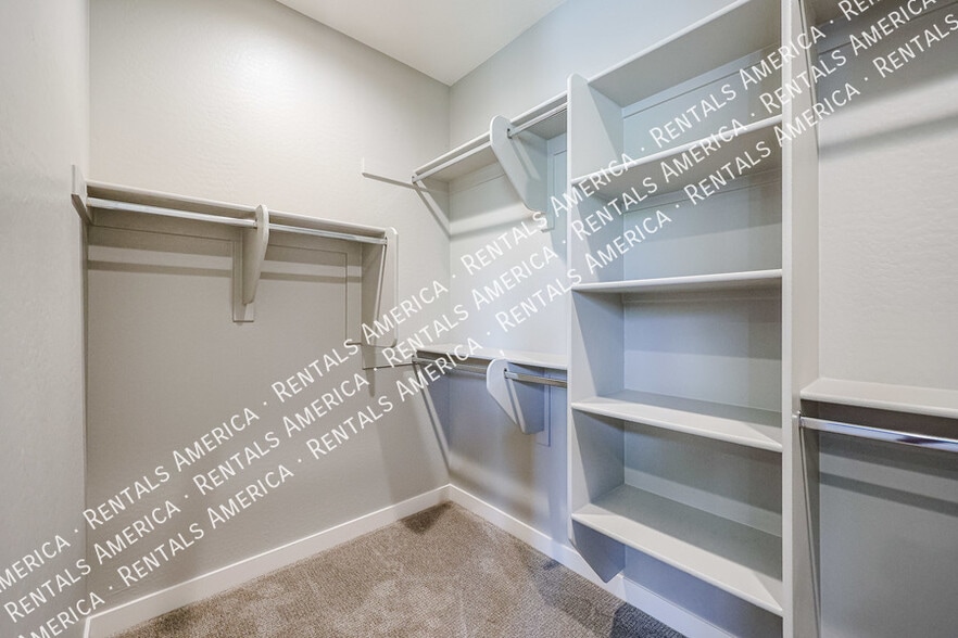 Building Photo - 18716 N Jameson Dr