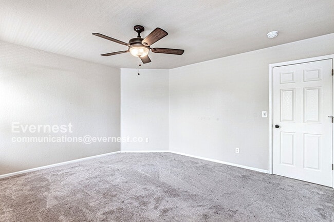 Building Photo - 13087 Race Ct