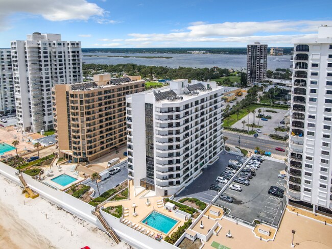 Building Photo - 3013 S Atlantic Ave