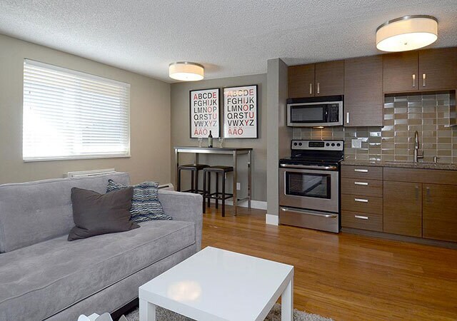 Building Photo - Boutique Apartments