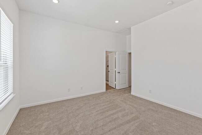 Building Photo - 4131 Balboa Dr