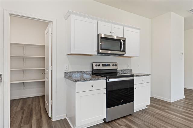 Building Photo - 2641 Sagebrush Dr