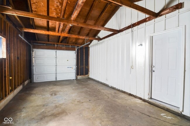 Building Photo - 8724 Montery Rd