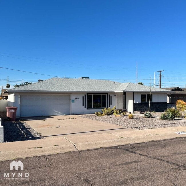 Building Photo - 6420 E Wilshire Dr