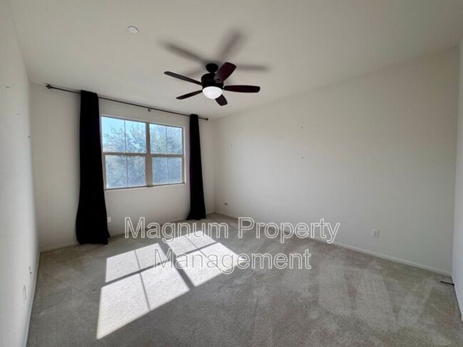 Building Photo - 34913 Limecrest Pl