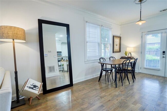 Building Photo - 205 Lampkin St NE