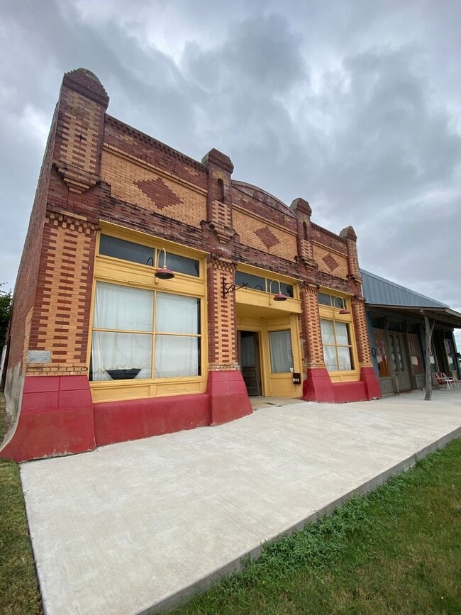 Building Photo - 202 N Commerce Street