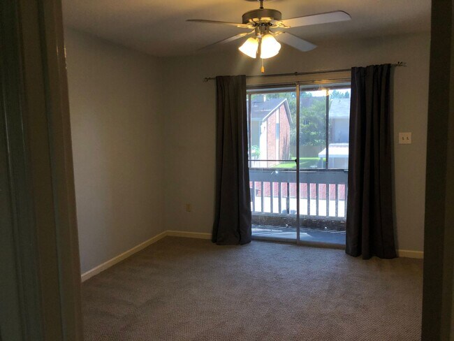 Building Photo - 5327 Heatherstone Dr