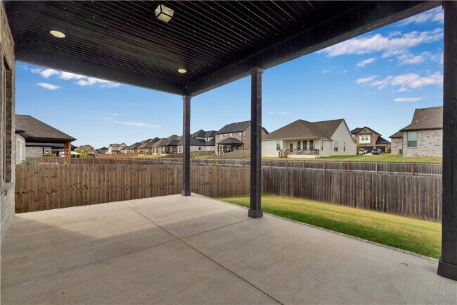Building Photo - 1422 Elijahs Dr