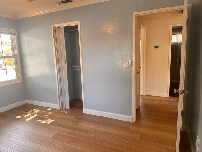 Building Photo - 3BD/1BA Home in Lovely Westwood Neighborhood