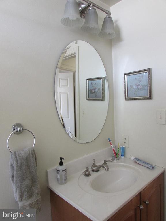 Building Photo - 112 Commerce St