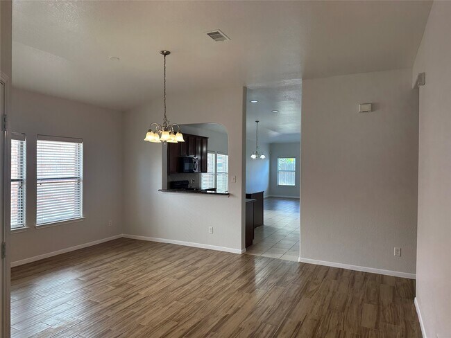 Building Photo - 15214 Bartlett Landing Dr
