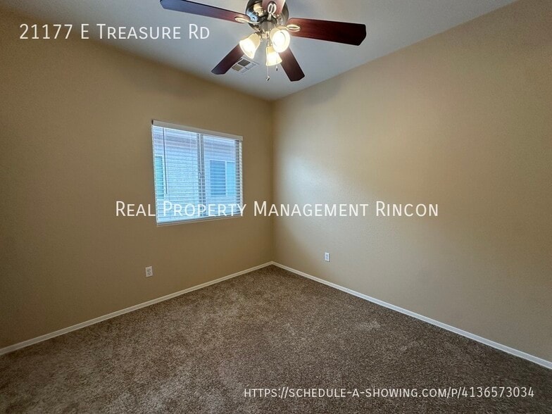 Building Photo - 21177 E Treasure Rd