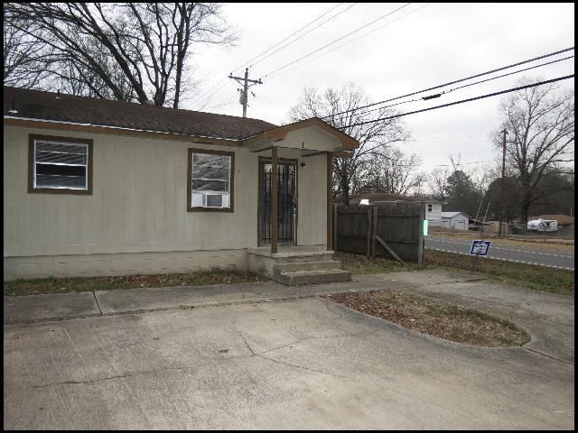 Building Photo - 7031 Jacksonville Cutoff Rd