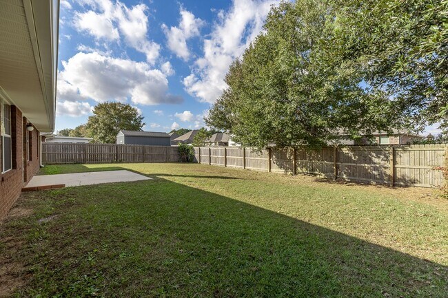 Building Photo - Beautiful 4-Bedroom Home in Ashford Park Community