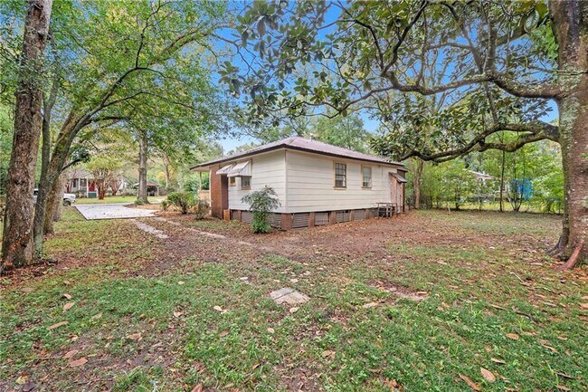 Building Photo - 4813 Chaudron Dr