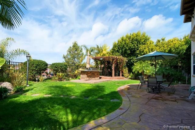 Building Photo - 3268 Avenida La Cima