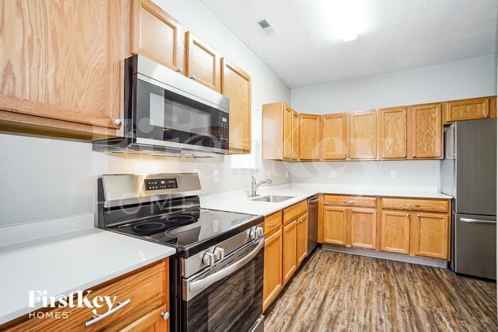Building Photo - 4032 Summerstone Dr