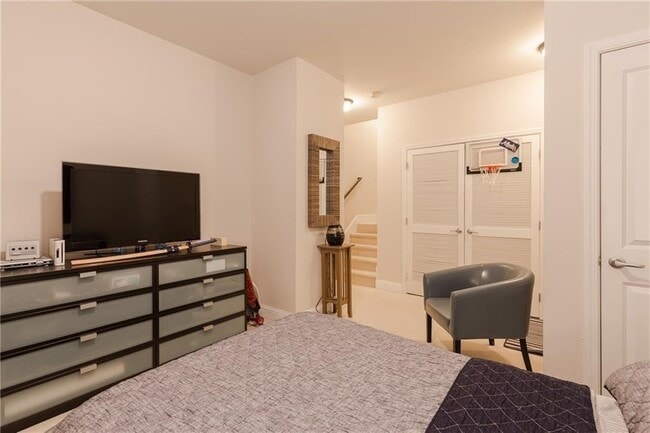 Building Photo - 1155 Glenridge Pl NE