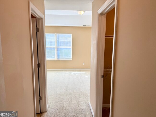 Building Photo - 2390 Camden Oak Way