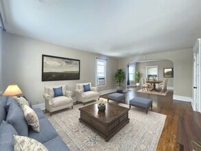 Building Photo - 2028 W 9th Ave